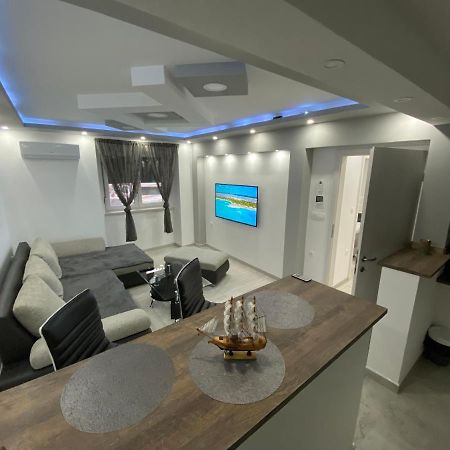 Apartment Carpe Diem كوبر المظهر الخارجي الصورة
