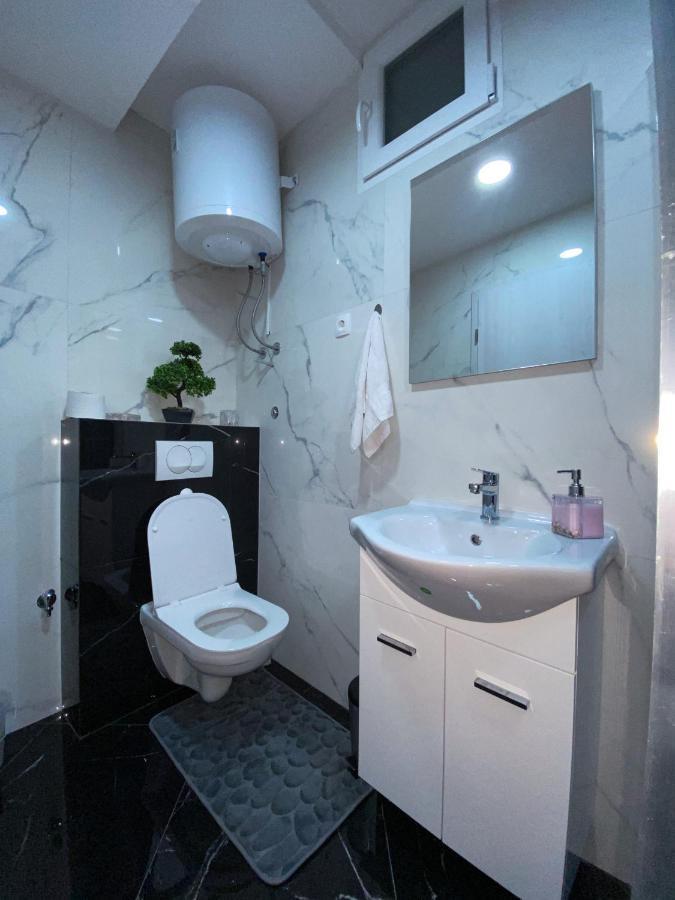 Apartment Carpe Diem كوبر المظهر الخارجي الصورة